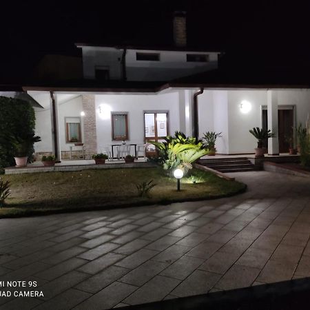 Villa Aristogatti San Pietro Vernotico Exterior foto
